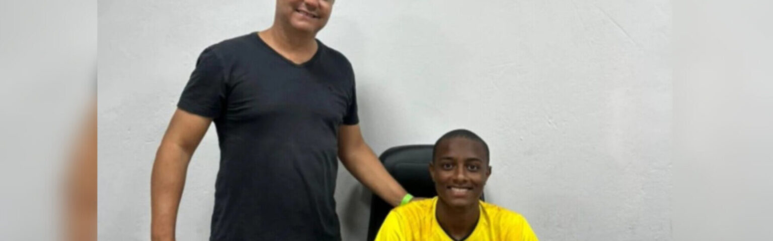 Corinthians encaminha empréstimo de Vitinho, volante destaque da Copinha 2026, para o Sub-17
