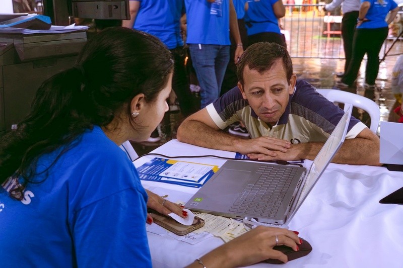 Quase Metade de Franca Está Endividada e Inadimplência Supera Média Nacional