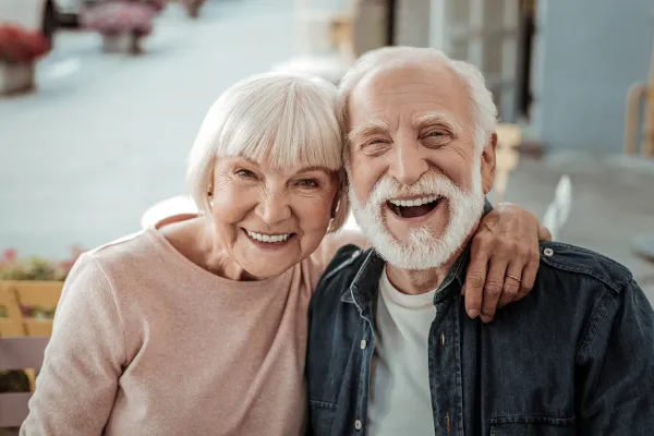 Novo remédio contra Alzheimer chega ao Brasil com promessa de retardar avanço da doença, mas custo pode passar de R$ 11 mil por mês