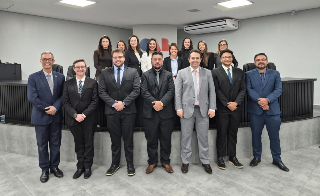 OAB Franca realiza quarta solenidade de entrega de carteiras e soma 90 novos advogados em 2026