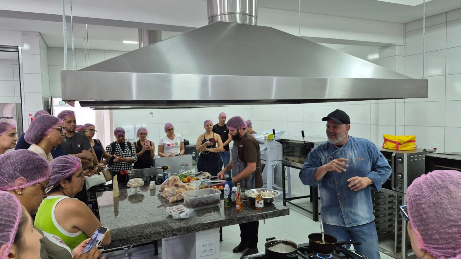 Sebrae-SP encerra ciclo do Prepara Gastronomia e inicia nova etapa do programa em Franca